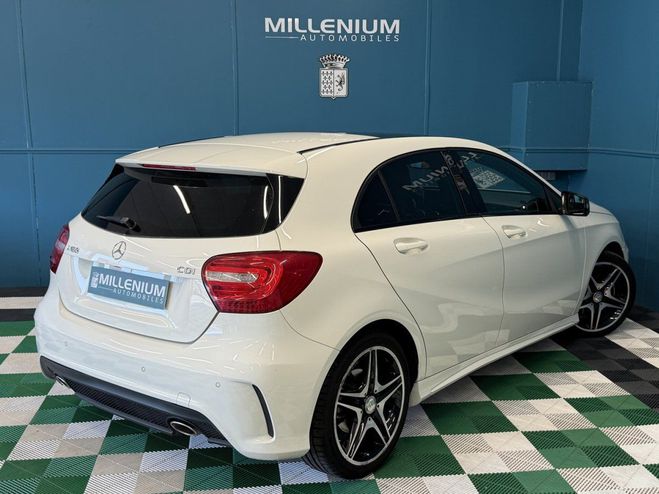 Mercedes Classe A 180 D FASCINATION 7G-DCT AMG LINE Blanc de 2014