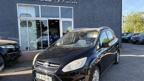 Ford grand C Max 2.0 TDCI 140CH FAP TITANIUM 2014 d'occasion a  La Farl�de (83)