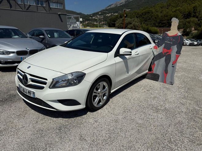 Mercedes Classe A 180 FASCINATION 7G-DCT BLANC de 2014