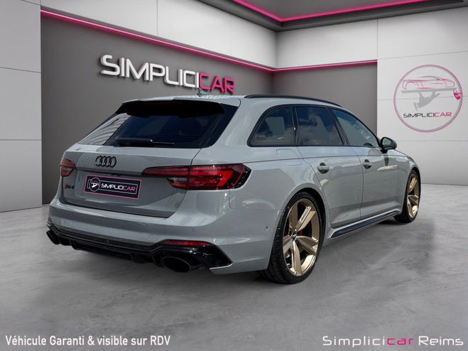Audi RS4 AVANT QUATTRO 2.9 TFSI V6 450 CH TIPTRON Gris Clair de 2018