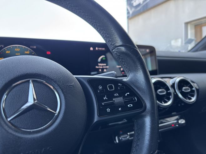 Mercedes Classe A 180 D 116 CH STYLE LINE 7G-DCT BLANC de 2018