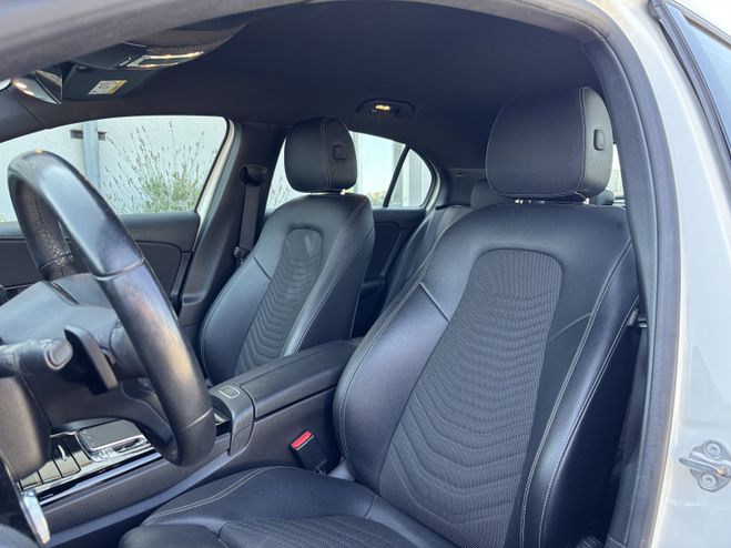 Mercedes Classe A 180 D 116 CH STYLE LINE 7G-DCT BLANC de 2018