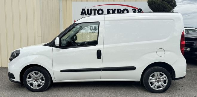 Fiat Doblo 1.6 JTD 105 TRIO NAV 3 PLACES 2022 8990  Blanc de 2022