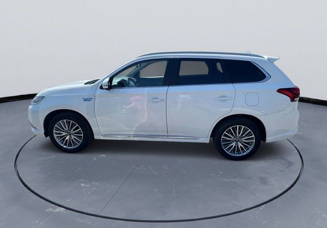 Mitsubishi Outlander PHEV (3) Twin Motor 4WD Intense MY20 Blanc de 2020
