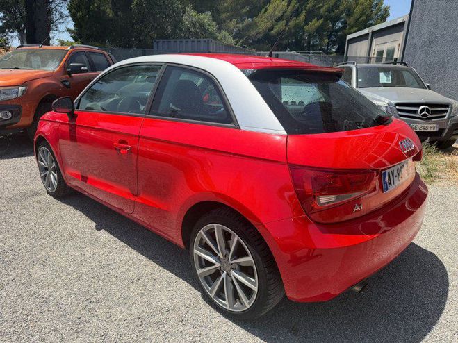 Audi A1 1.6 TDI 105CH FAP AMBITION LUXE GRIS C de 2010
