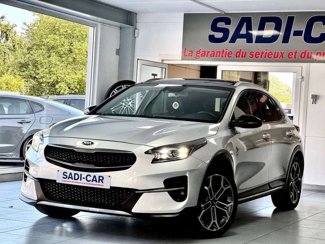 Kia Xceed 1.0 T-GDi 120cv MORE ISG + TOIT PANO Gris M�tallis� de 