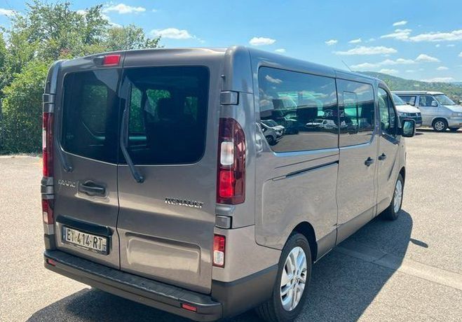Renault Trafic Long 1.6L DCI 125Ch 87KM 8 places Gris de 2017