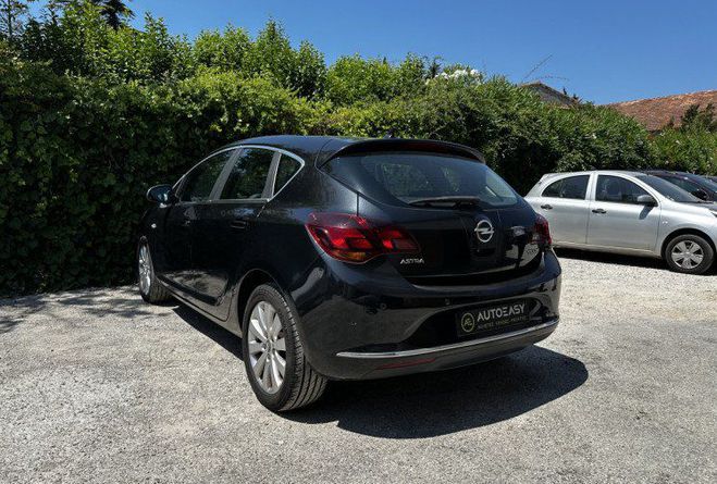 Opel Astra 1.6 CDTI FAP Cosmo ecoFLEX Noir de 2014