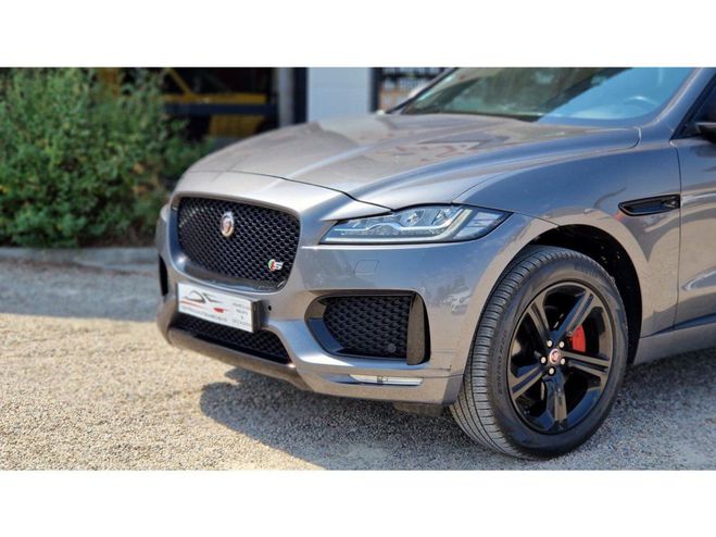 Jaguar F Pace F.PACE 3.0 D V6 - 300 - BVA - Stop/Start GRIS FONCE de 2017
