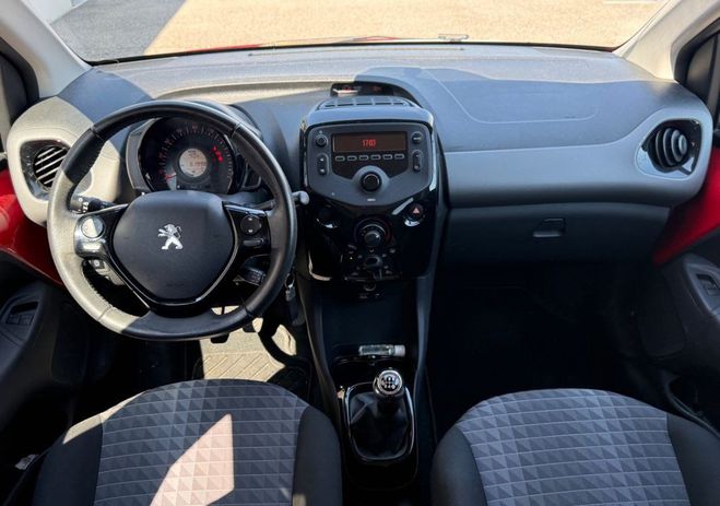 Peugeot 108 1.0 VTI 70 STYLE START-STOP CLIM REGULAT Rouge de 2020