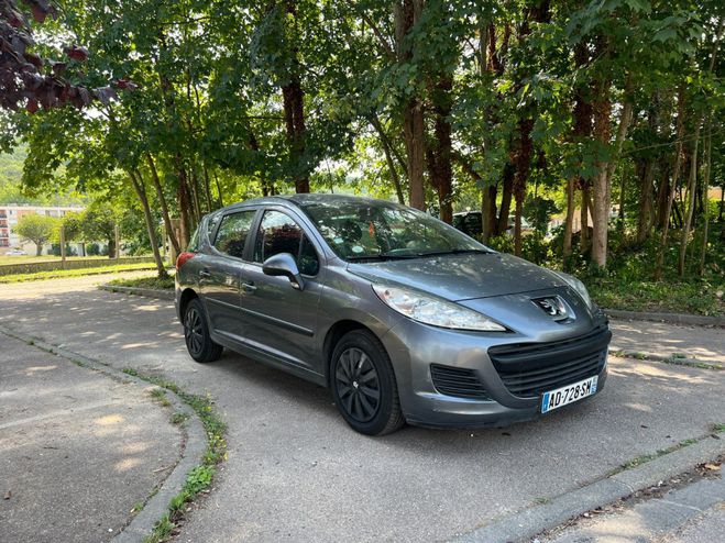 Peugeot 207 SW 1.6 HDi 90cv BLUE LION Active Gris de 2009