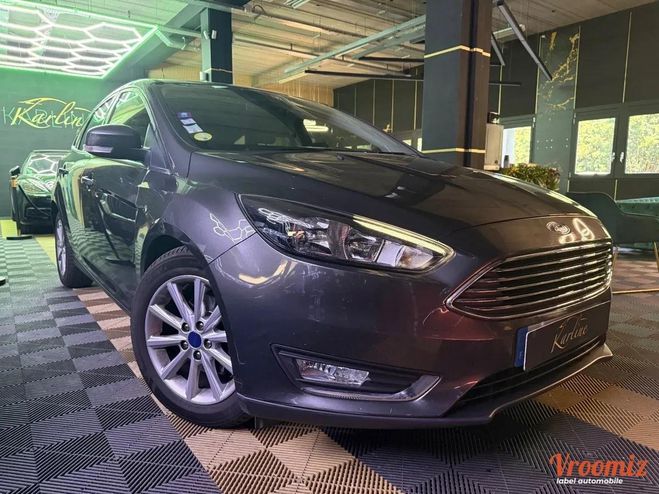 Ford Focus 1.5 TDCI 120 TITANIUM POWERSHIFT BVA6 ST Gris de 2017
