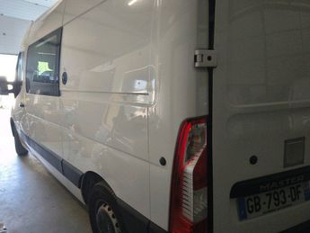  Voir d&eacute;tails -Renault Master III FG F3300 L2H2 2.3 BLUE DCI 135CH CAB &agrave; Gardonne (24)