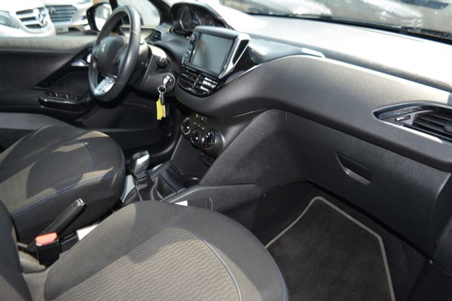 Peugeot 208 1.2 PURETECH 82CH E6.C SIGNATURE 5P GRIS  de 2019