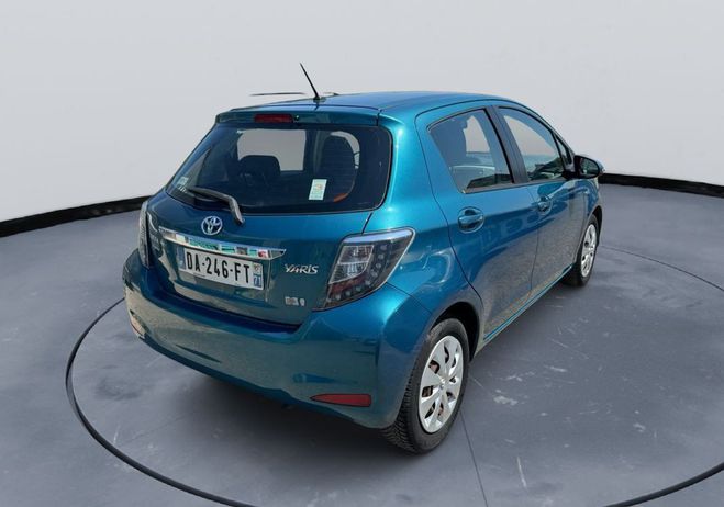 Toyota Yaris (3) 100 VVT-i CVT Dynamic Bleu de 2013
