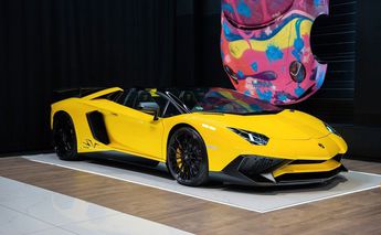  Voir d&eacute;tails -Lamborghini Aventador SV Roadster 6.5 V12 750ch | Immat Fran�a &agrave; Saint-Michel-sur-Orge (91)