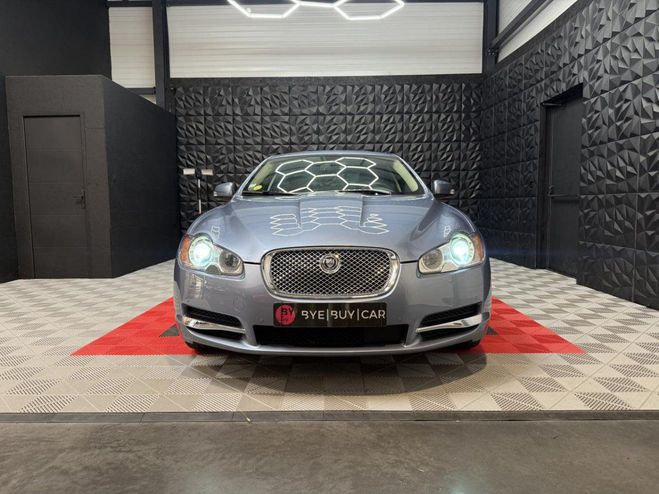 Jaguar XF 4.2l V8 416CH SUPERCHARGED BVA SV8 GARAN BLEU GRANDE BRETAGNE de 2008