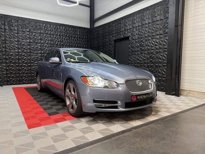 Jaguar XF 4.2l V8 416CH SUPERCHARGED BVA SV8 GARAN BLEU GRANDE BRETAGNE de 2008