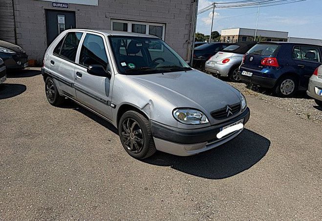 Citroen Saxo 1.1 4CV CLIM 5P Gris de 2001