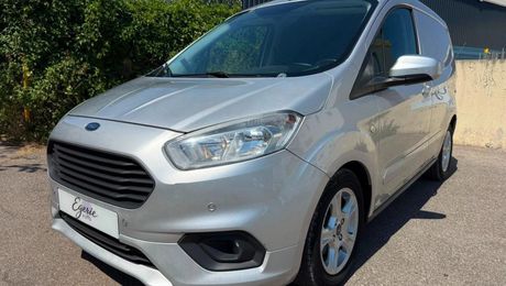 Ford Transit Courier Phase 2 - 1.5 EcoBlue 100ch - Ca 2019 d'occasion a Cuers (83)