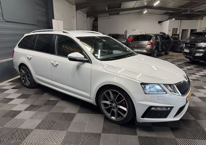 Skoda Octavia Combi RS 2.0 TDI 184 4X4 DSG BVa Blanc de 2017
