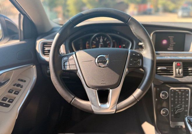 Volvo V40 CROSS-COUNTRY 1.5 T3 152 GEARTRONIC BVA- Blanc de 2019