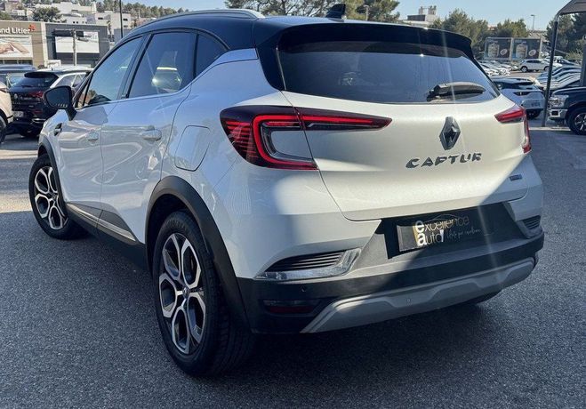 Renault Captur II 1.6 E-TECH HYBRIDE RECHARGEABLE 160CH Blanc de 2021