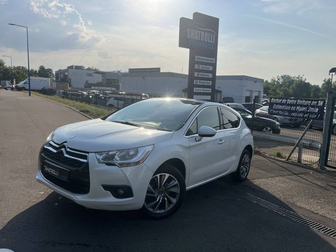 Citroen DS4 1.6 e-HDi 110ch Airdream So Chic ClimAut BLANC de 2011