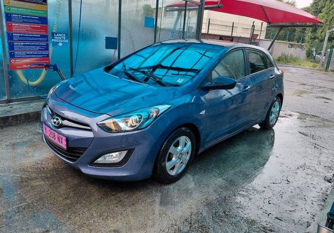 Hyundai I30 1.6 crdi 110 blue drive pack inventive Bleu de 2012