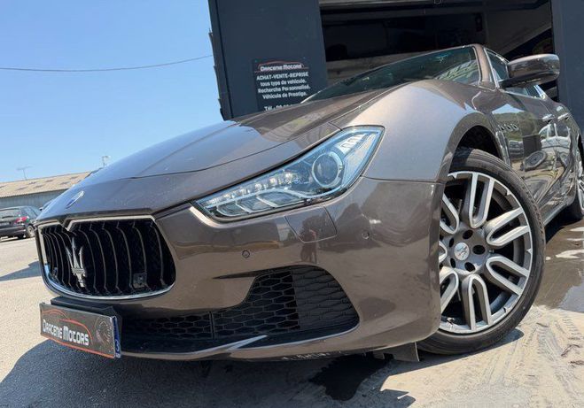 Maserati Ghibli 3.0 v6 275 cv historique complet garanti Marron de 2016