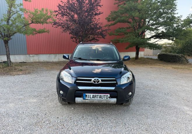 Toyota RAV 4 4 2.2 D-CAT Executive 4X4 177Ch Tr�s Bon Bleu de 2006