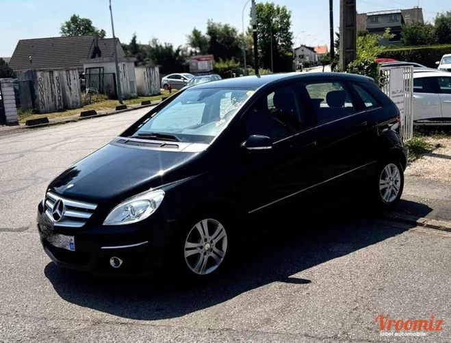 Mercedes Classe B 180 CDI 109 CV CLASSIC BEG Noir de 2011
