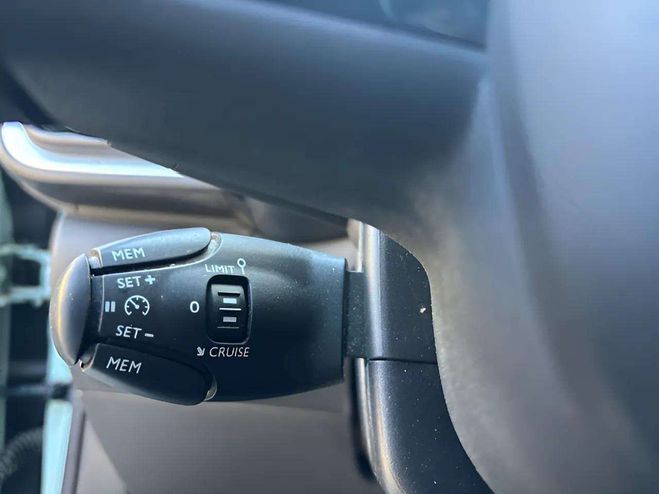 Citroen C3 PURETECH 110CH FEEL S&S EAT6 VERT de 2017