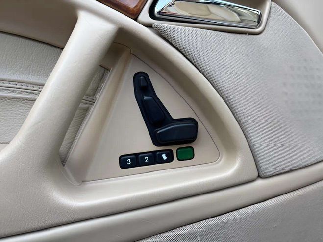 Volvo XC60 D4 181CH START&STOP MOMENTUM BUSINESS GRIS C de 2015