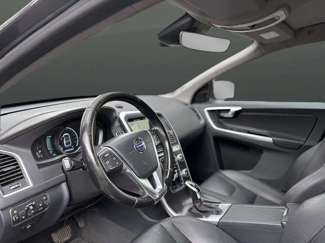 Volvo XC60 D4 181CH MOMENTUM GEARTRONIC GRIS F de 2015