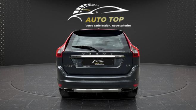 Volvo XC60 D4 181CH MOMENTUM GEARTRONIC GRIS F de 2015