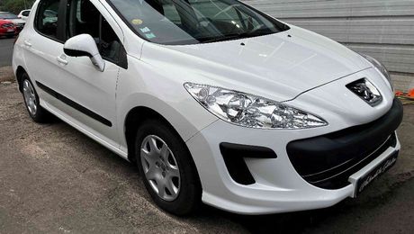 Peugeot 308 1.6 HDi 110ch FAP BVM5 BLUE LION 2010 d'occasion a Sauvagnat-Sainte-Marthe (63)