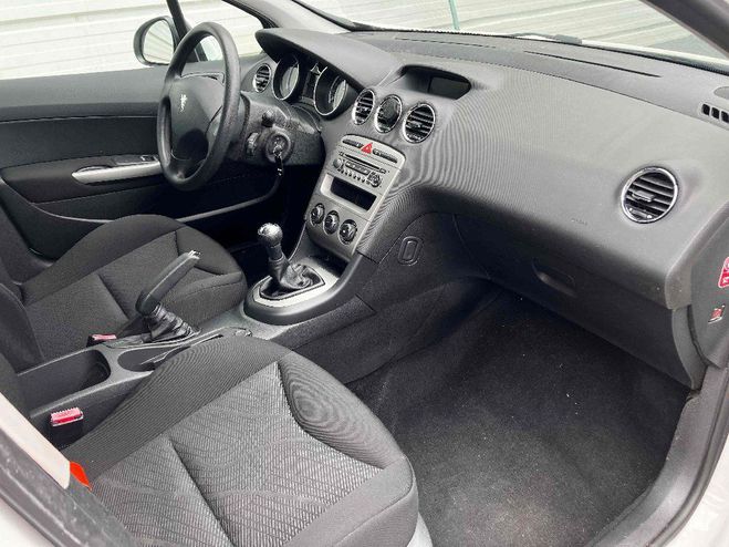 Peugeot 308 1.6 HDi 110ch FAP BVM5 BLUE LION BLANC de 2010
