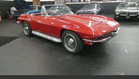 Chevrolet Corvette C2 1966 cabriolet 427 ci v8 390 hp code 1966 d'occasion a Paris (75)