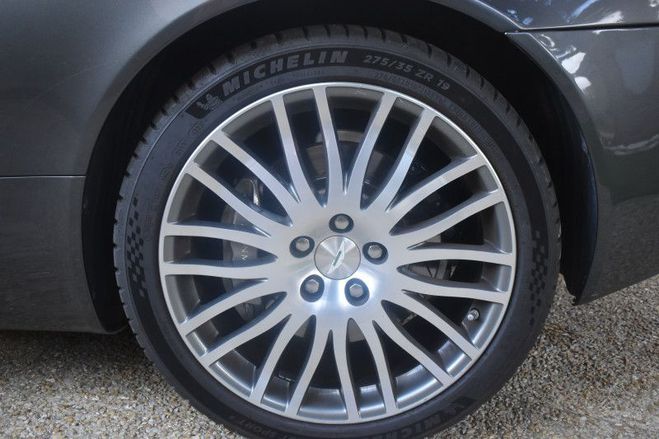 Aston martin DB9 V12 5.9L 477CH TOUCHTRONIC2 GRIS F de 2011