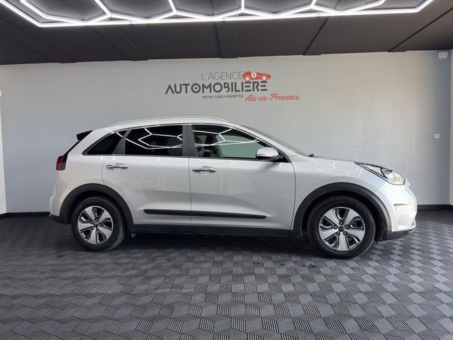 Kia Niro 1.6 GDI HYBRID 141CV - SUIVI COMPLET Gris de 2019