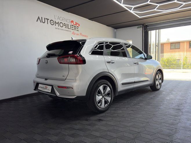 Kia Niro 1.6 GDI HYBRID 141CV - SUIVI COMPLET Gris de 2019