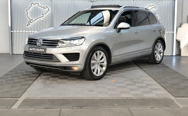 Volkswagen Touareg 3.0 V6 TDI 262CH R LINE 4MOTION ATTELAGE Gris de 2015