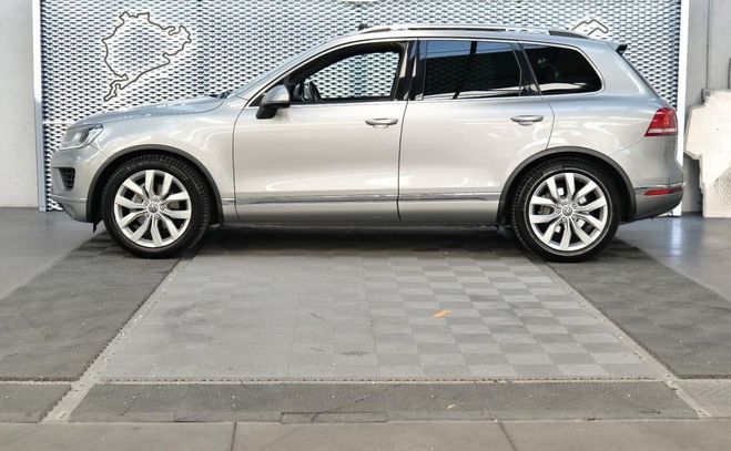 Volkswagen Touareg 3.0 V6 TDI 262CH R LINE 4MOTION ATTELAGE Gris de 2015