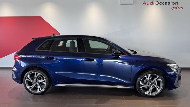 Audi A3 Sportback 30 TFSI 110 S Line Bleu de 2022