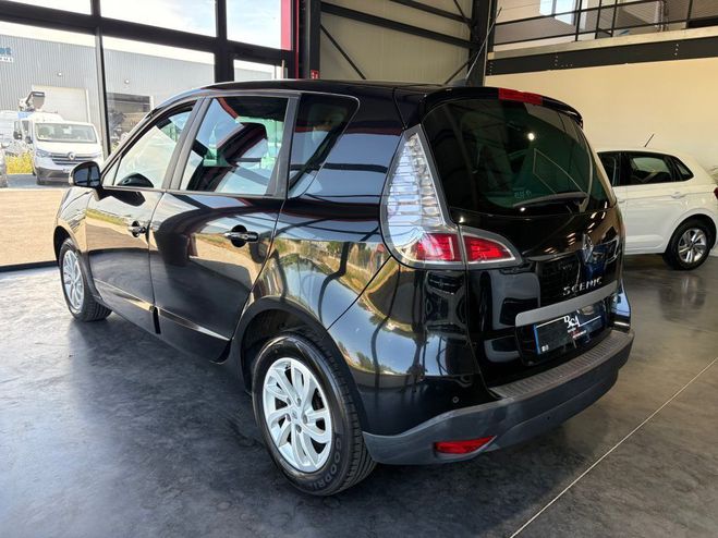 Renault Megane SCENIC Noir Verni de 2015