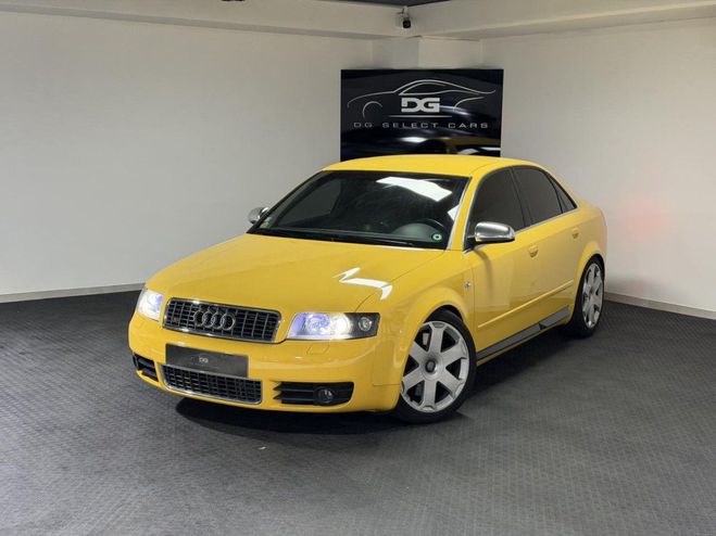 Audi S4 Quattro 4.2i V8 BERLINE . ORANGE de 2003
