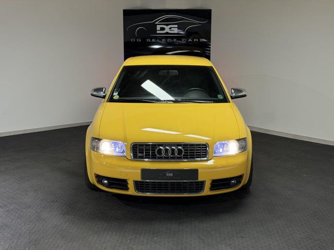Audi S4 Quattro 4.2i V8 BERLINE . ORANGE de 2003