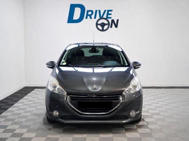 Peugeot 208 1.6 e-HDi - 92 ch Edition FELINE - DISTR GRIS FONCE de 2015