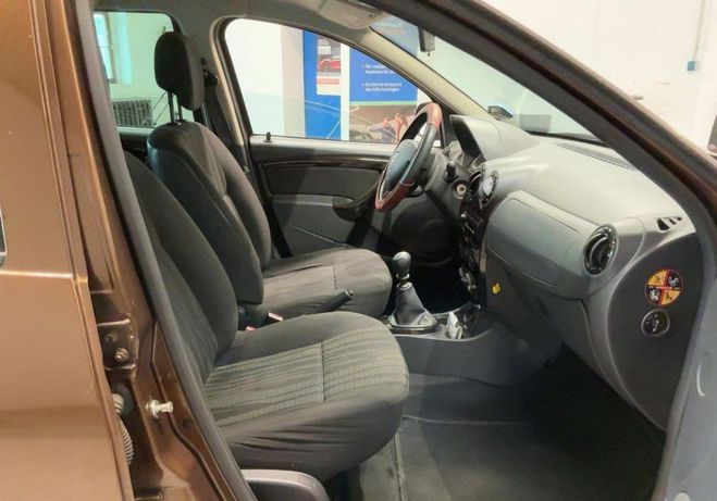 Dacia Duster 1.5 dCi 110 Laur�ate distribution � jour Marron de 2011